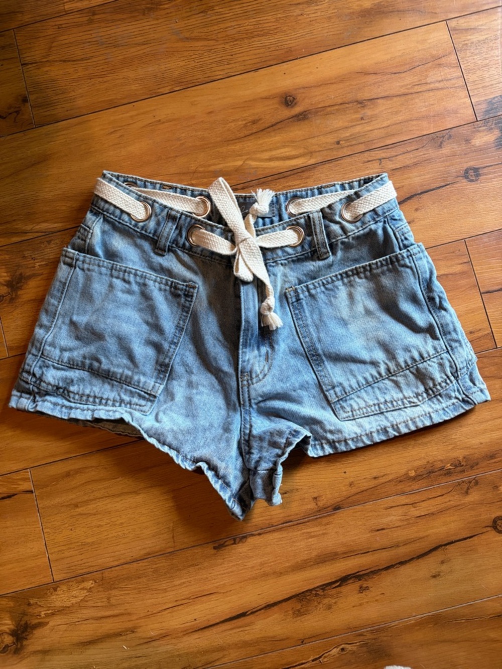 Casual Light Blue Denim Jean Shorts with Rope Waist